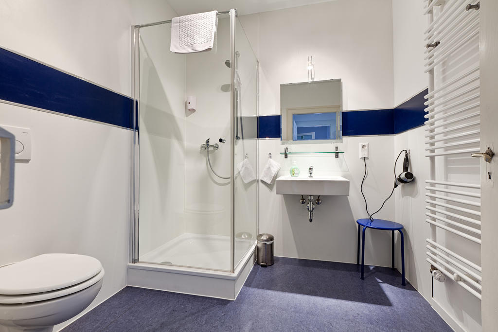 Pensionsieben Das Andere Hotel Lörrach Oda fotoğraf